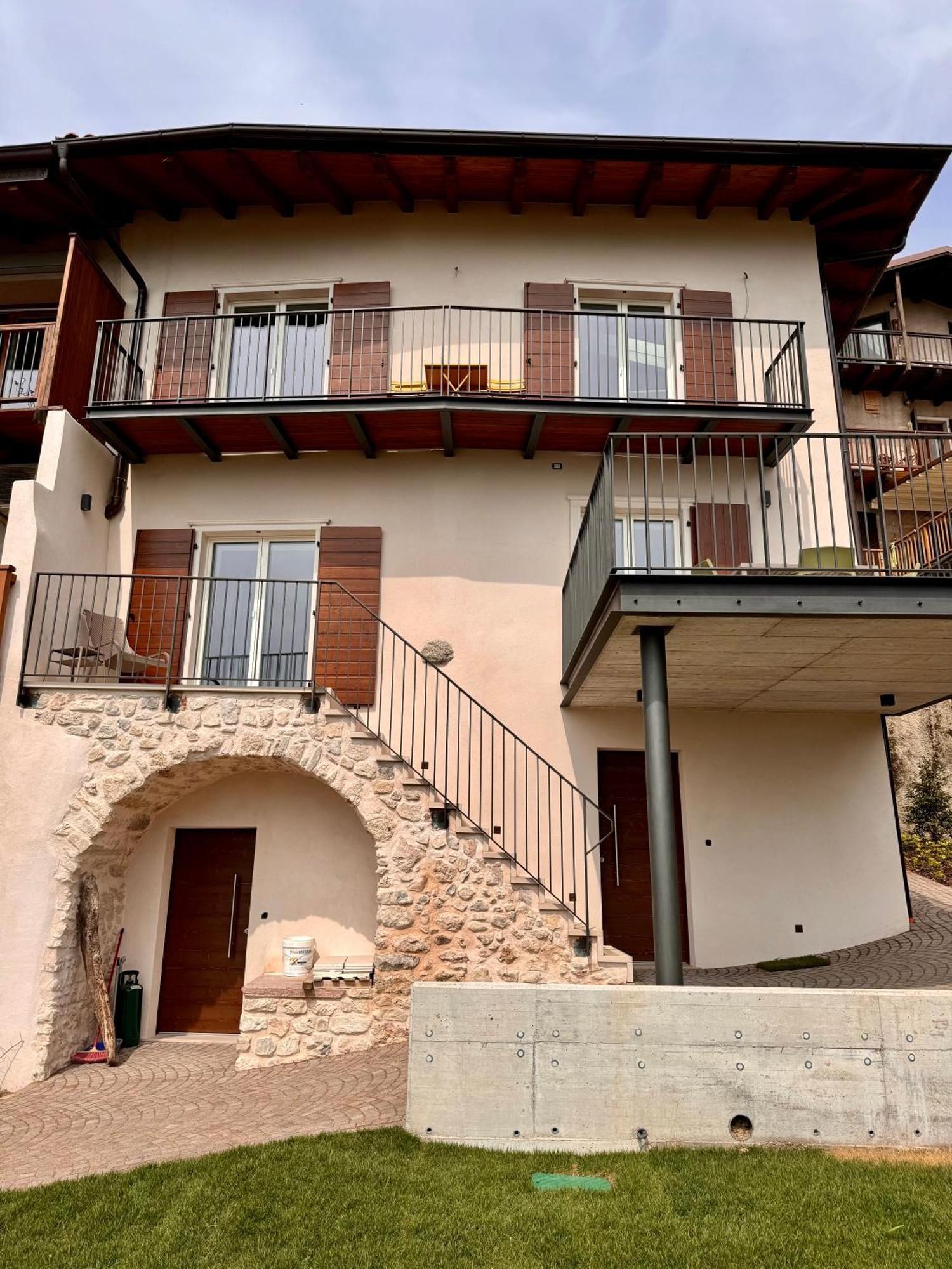 Eco Garda Hill Apartment Tenno Exterior photo